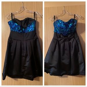Holiday dress